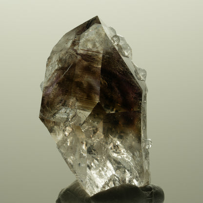 Harlekin Lemurian Phantom Amethyst mit Analcim Streep Mine, Goboboseb, Namibia 51*30*25mm #14809