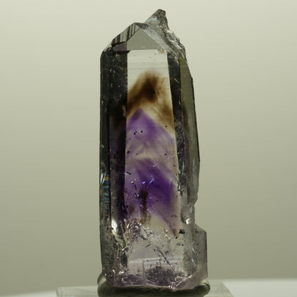 Harlekin Lemurian Skelett Phantom Amethyst Streep Mine, Goboboseb, Namibia 50*17*11mm #14810