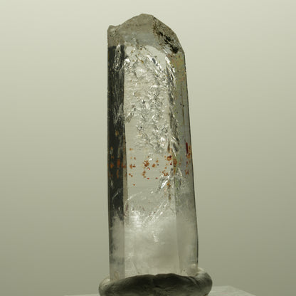 Harlekin Lemurian Rauchquarz Spitze mit Hämatit Streep Mine, Goboboseb, Namibia 49*16*12mm #14815