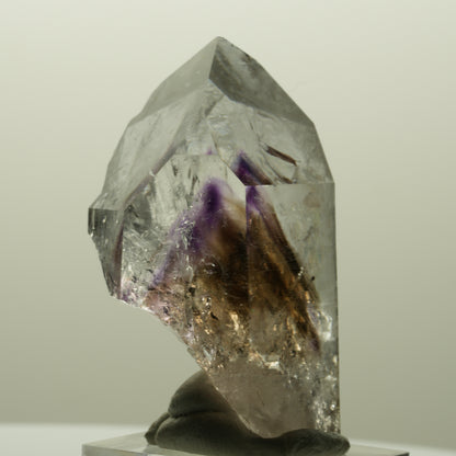 Lemurian Skelett Phantom Amethyst mit Hämatit Streep Mine, Goboboseb, Namibia 52*32*28mm #14818