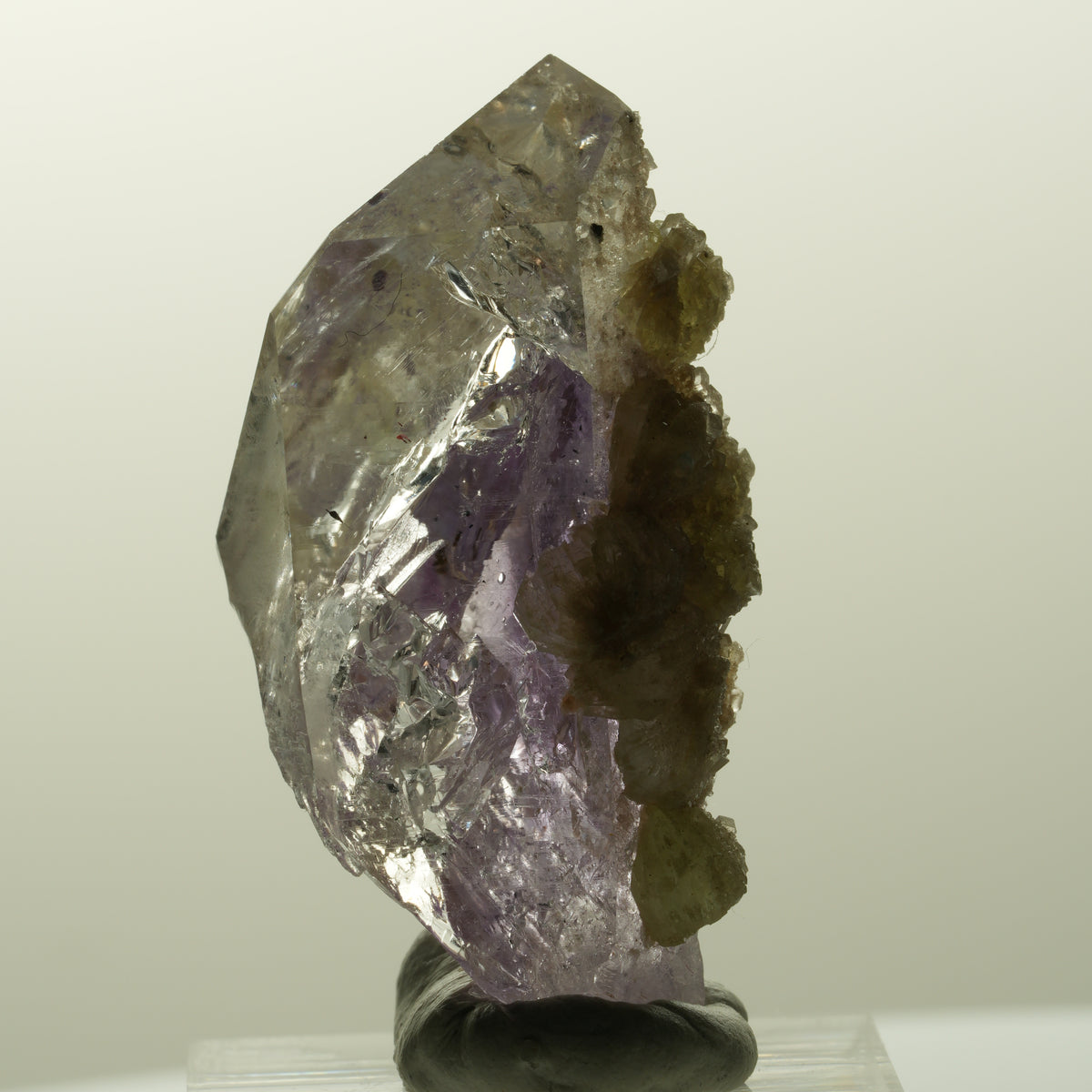 Skelett Phantom Amethyst mit Prehnit, Hämatit Streep Mine, Goboboseb, Namibia 44*24*23mm #14847