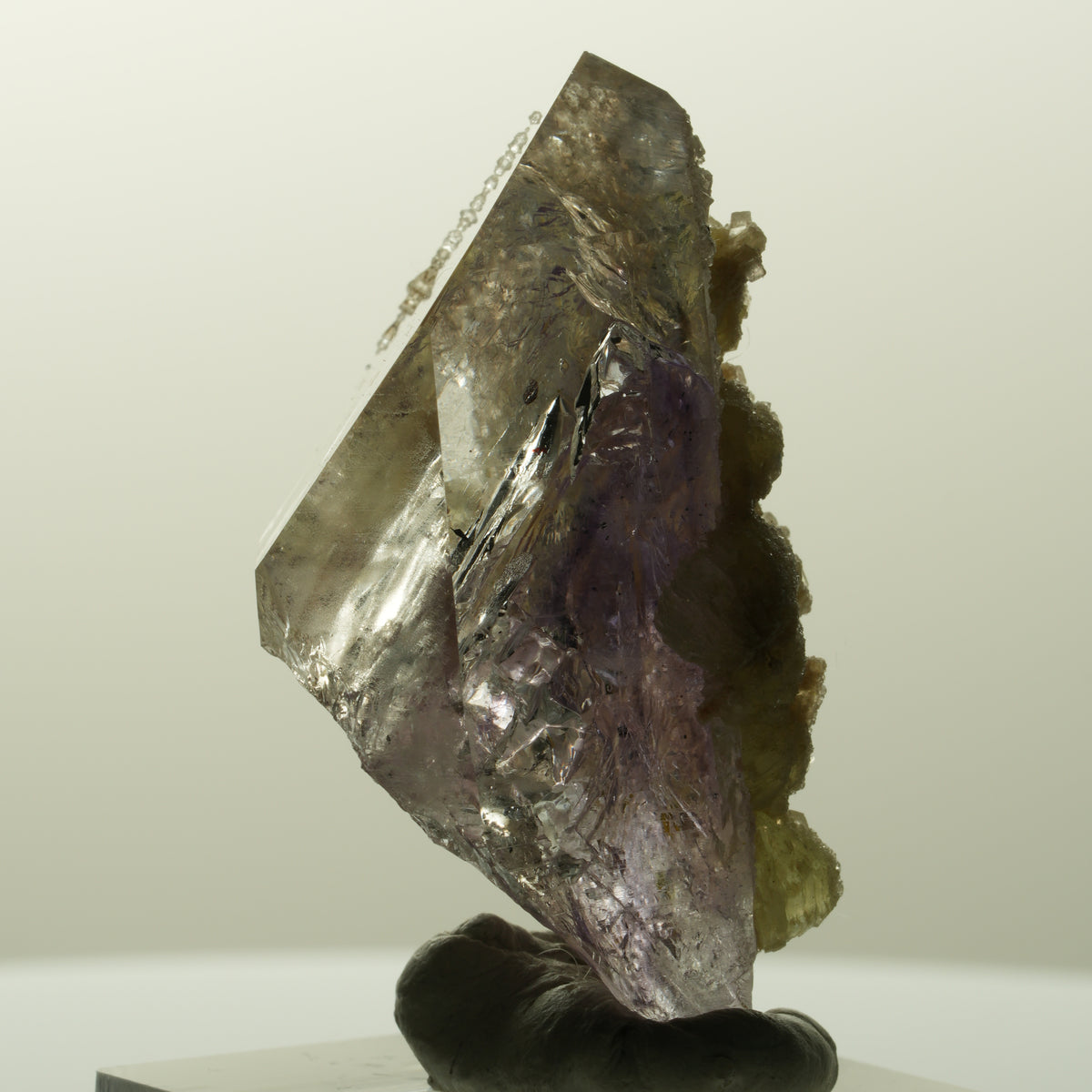 Skelett Phantom Amethyst mit Prehnit, Hämatit Streep Mine, Goboboseb, Namibia 44*24*23mm #14847