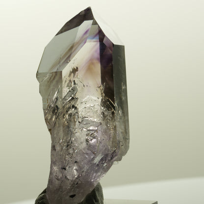 Harlekin Lemurian Phantom Amethyst Spitze Streep Mine, Goboboseb, Namibia 49*21*18mm #14859