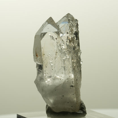Lemurian Phantom Rauchquarz mit Analcim, Hämatit Streep Mine Goboboseb, Namibia 40*18*14mm #14860
