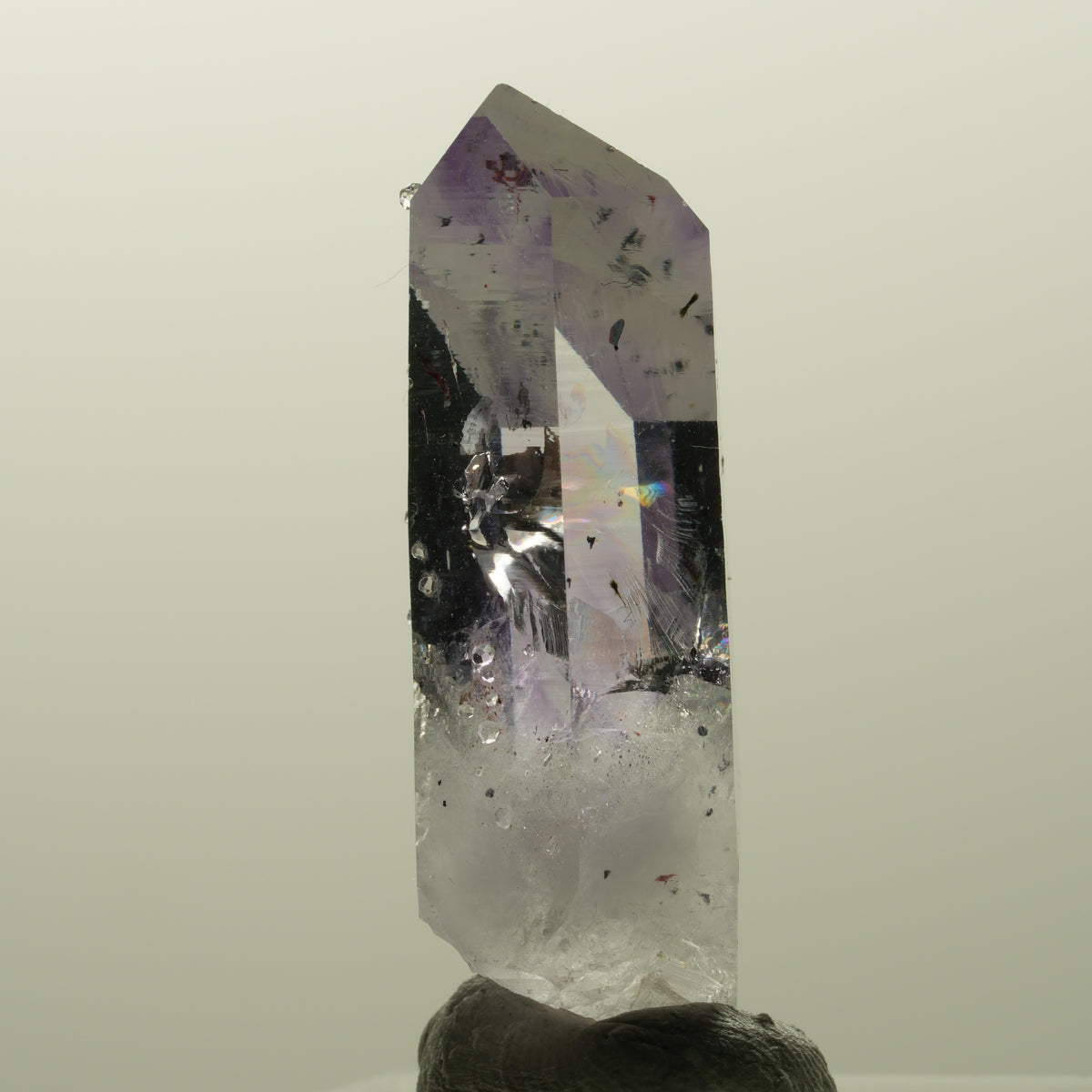 Harlekin Lemurian Phantom Amethyst mit Analcim Streep Mine, Goboboseb, Namibia 36*13*13mm #14867