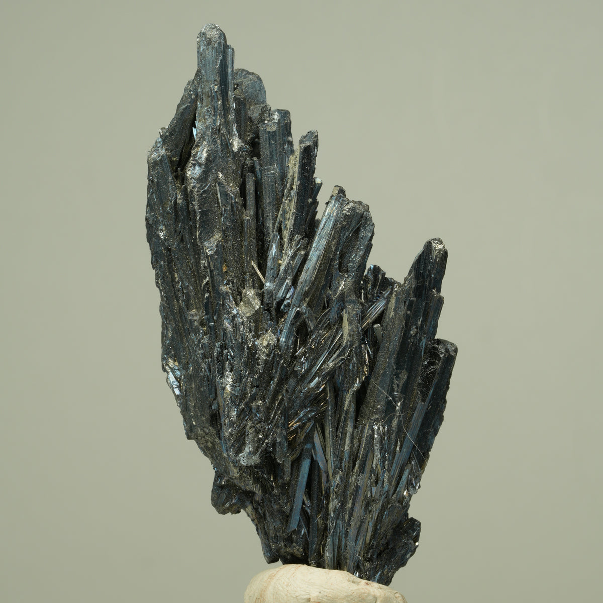 Stibnit, Antimonit Xikuangshan Mine, Lengshuijiang, Hunan, China 74*36*24mm #14877