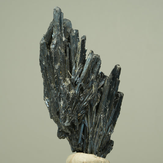 Stibnit, Antimonit Xikuangshan Mine, Lengshuijiang, Hunan, China 74*36*24mm #14877