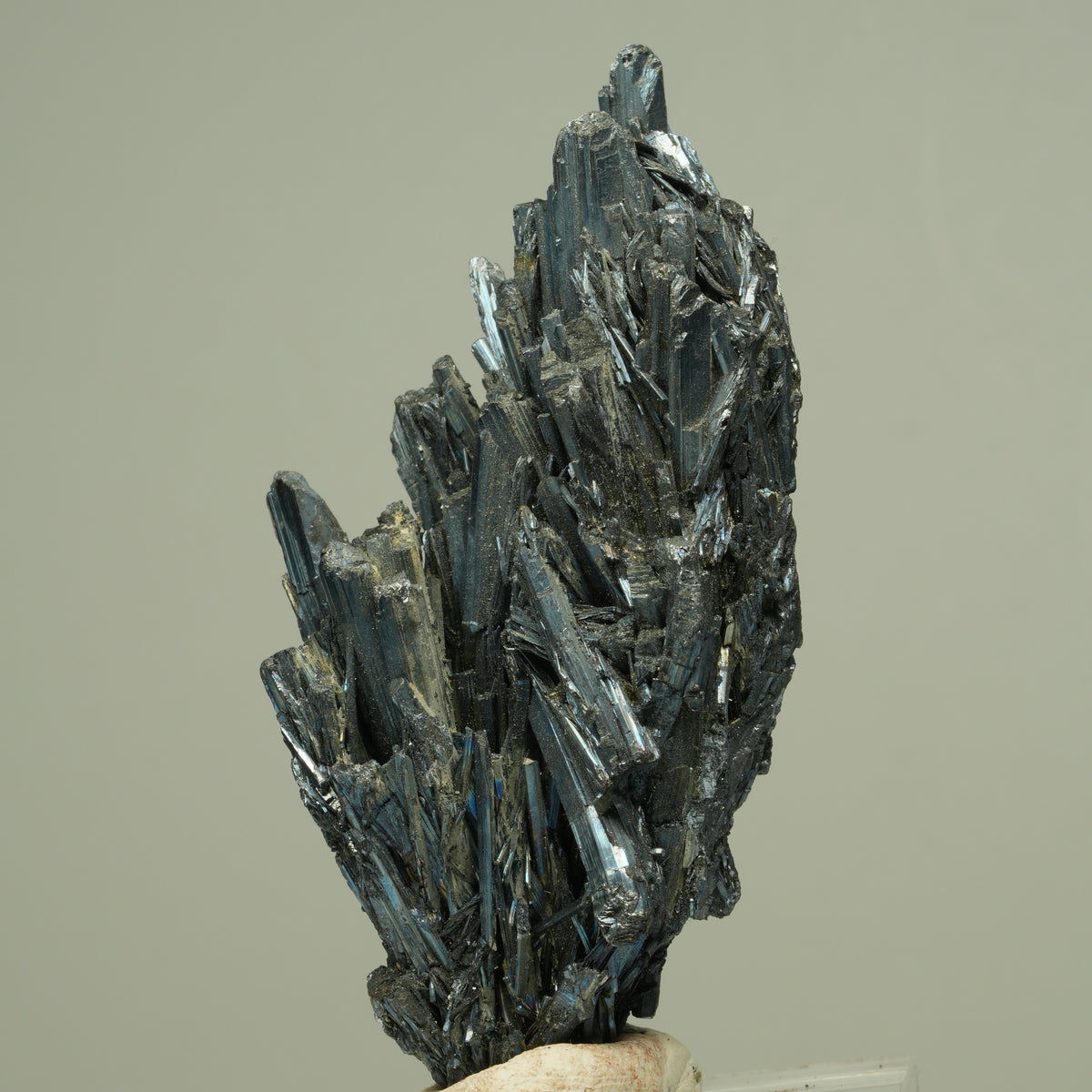 Stibnit, Antimonit Xikuangshan Mine, Lengshuijiang, Hunan, China 74*36*24mm #14877