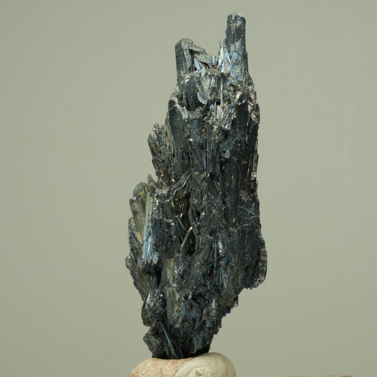 Stibnit, Antimonit Xikuangshan Mine, Lengshuijiang, Hunan, China 74*36*24mm #14877