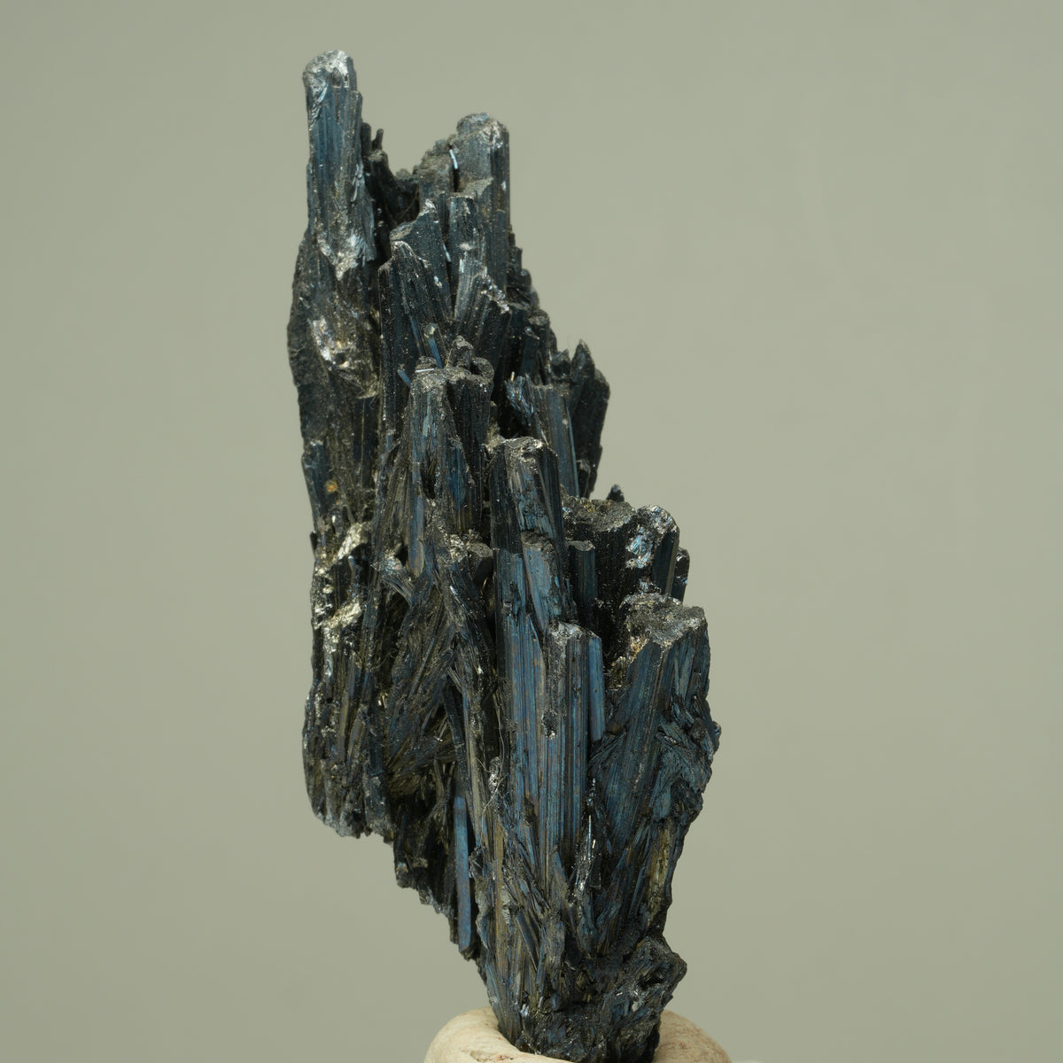 Stibnit, Antimonit Xikuangshan Mine, Lengshuijiang, Hunan, China 74*36*24mm #14877
