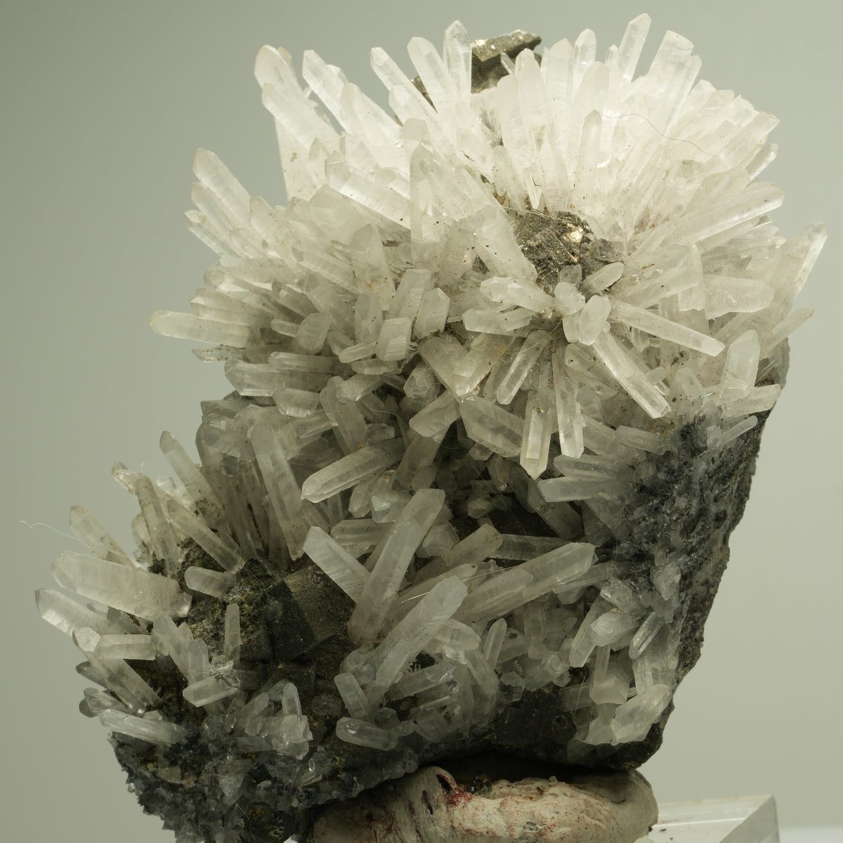 Nadelquarz-Kristallstufe auf Erzmatrix Madan Ore Field, Rhodope, Bulgaria 85*63*34mm #14879