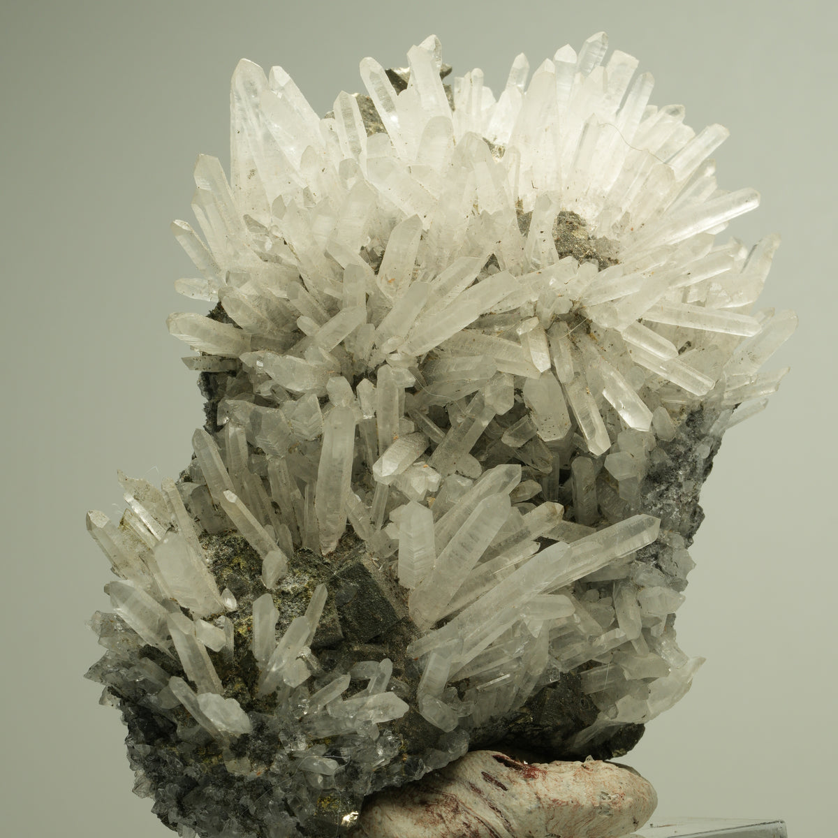 Nadelquarz-Kristallstufe auf Erzmatrix Madan Ore Field, Rhodope, Bulgaria 85*63*34mm #14879