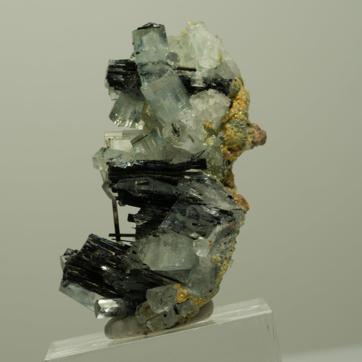 Aquamarin, Fluorit, Schörl Turmalin, Muskovit Stufe Erongo, Namibia 43*31*25mm #14898