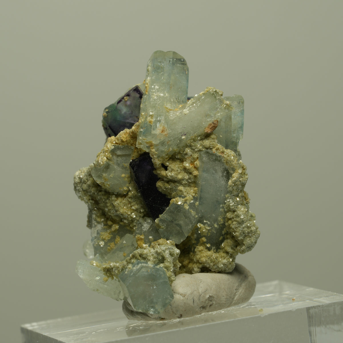 Seltene Aquamarin, Fluorit, Muskovit Stufe Erongo, Namibia 30*28*18mm #14900