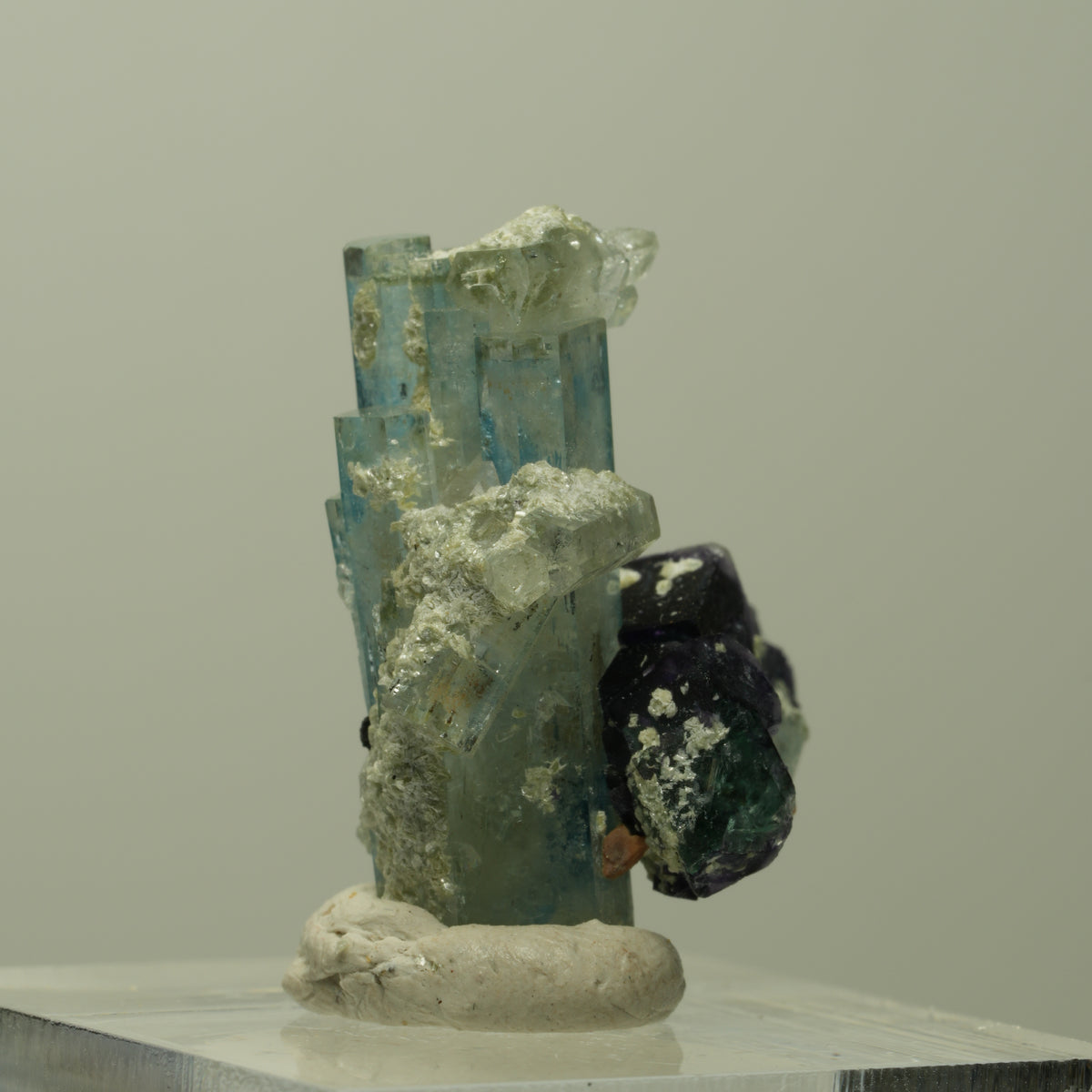 Seltene Aquamarin, Fluorit, Muskovit Stufe Erongo, Namibia 26*22*15mm #14901