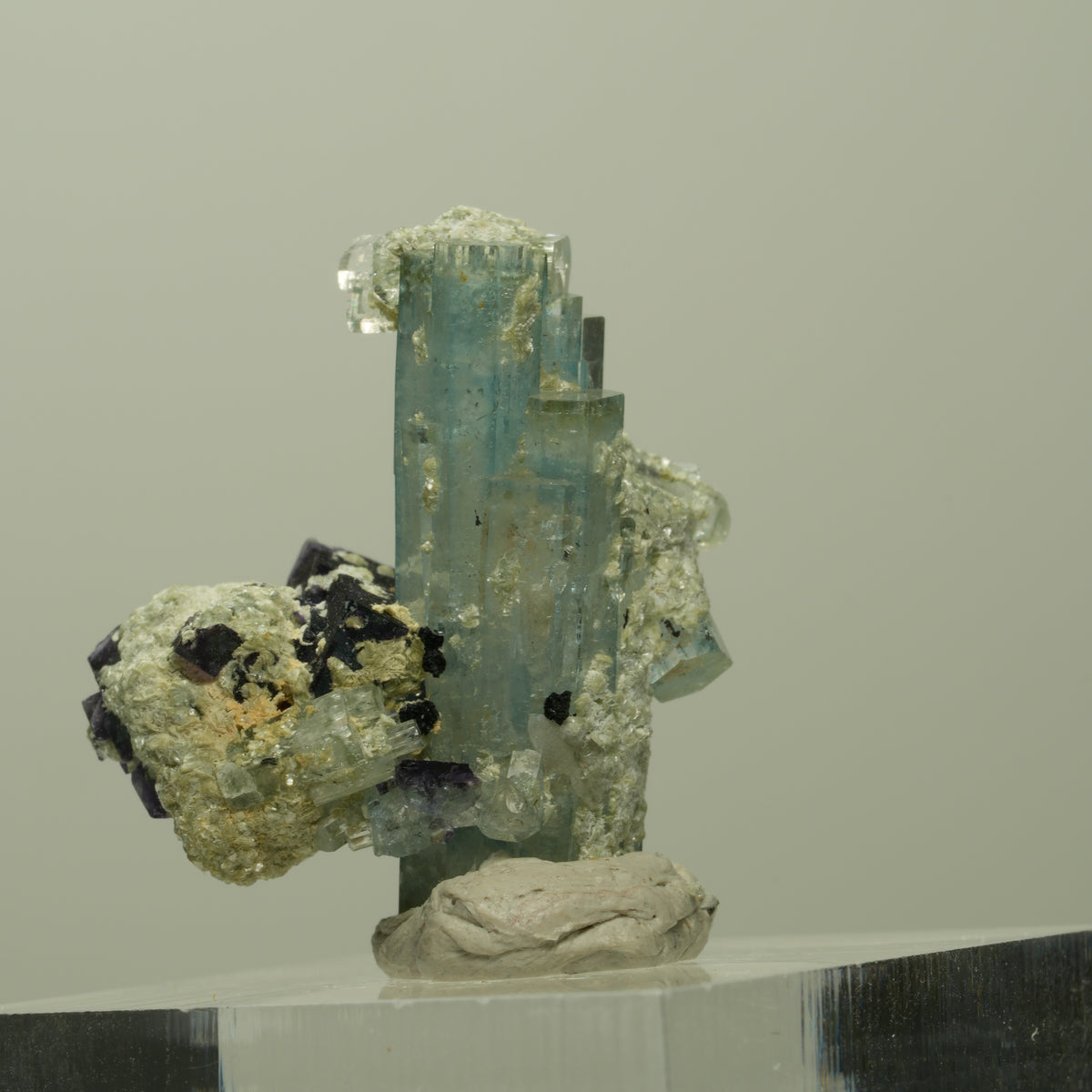 Seltene Aquamarin, Fluorit, Muskovit Stufe Erongo, Namibia 26*22*15mm #14901