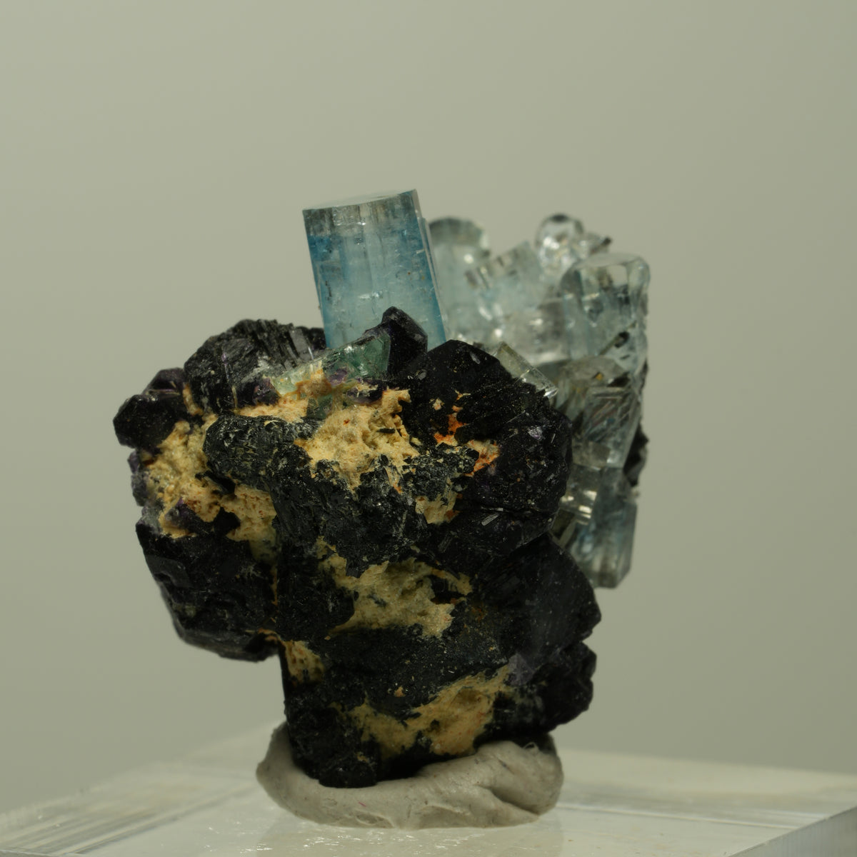 Aquamarin, Fluorit, Schörl Turmalin, Orthoklas Stufe Erongo, Namibia 26*19*25mm #14902