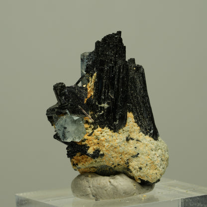 Aquamarin, Schörl Turmalin, Orthoklas, Muskovit Stufe Erongo, Namibia 30*26*25mm #14905