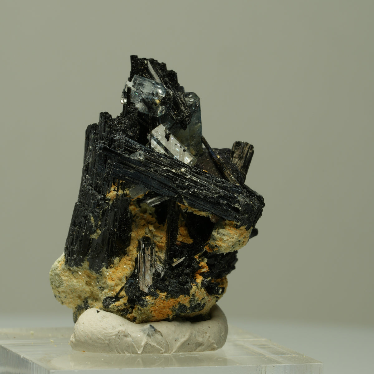 Aquamarin, Schörl Turmalin, Orthoklas, Muskovit Stufe Erongo, Namibia 30*26*25mm #14905