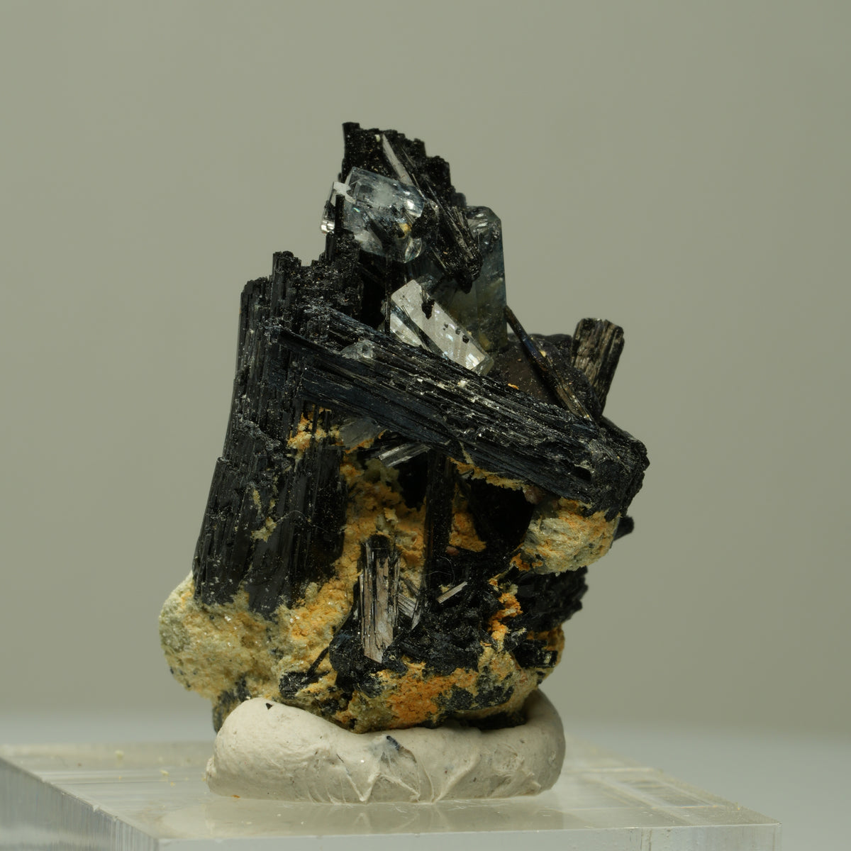 Aquamarin, Schörl Turmalin, Orthoklas, Muskovit Stufe Erongo, Namibia 30*26*25mm #14905