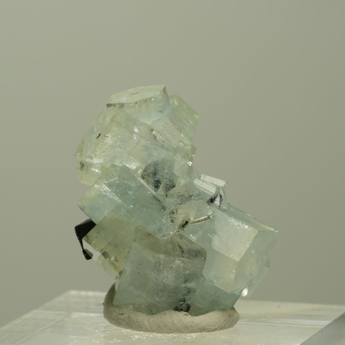 Aquamarin, Fluorit, Schörl Turmalin Stufe Erongo, Namibia 24*16*19mm #14907