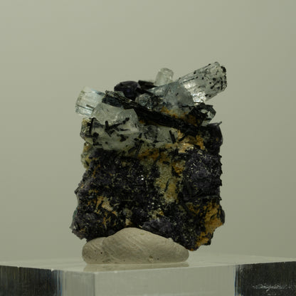 Aquamarin, Fluorit, Schörl Turmalin, Orthoklas, Muskovit Erongo, Namibia 22*20*18mm #14908