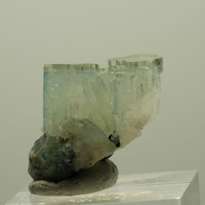 Aquamarin, Fluorit, Schörl Turmalin, Orthoklas Stufe Erongo, Namibia 24*22*17mm #14909