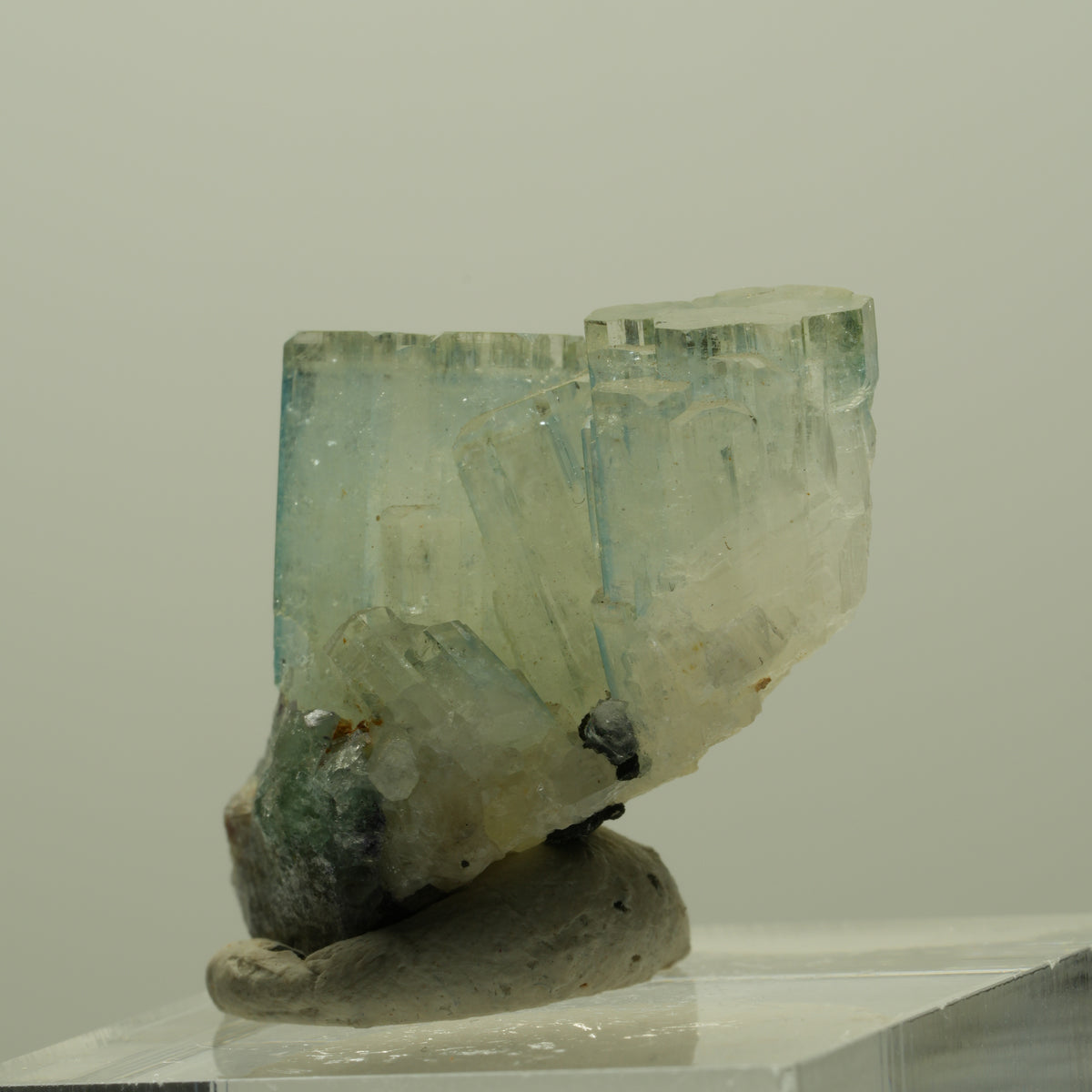 Aquamarin, Fluorit, Schörl Turmalin, Orthoklas Stufe Erongo, Namibia 24*22*17mm #14909