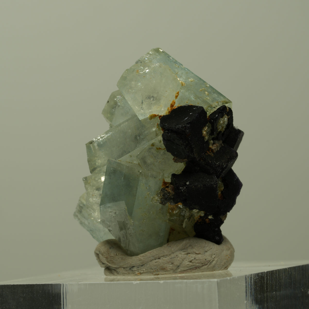 Aquamarin, Fluorit, Schörl Turmalin, Muskovit Stufe Erongo, Namibia 24*19*16mm #14910
