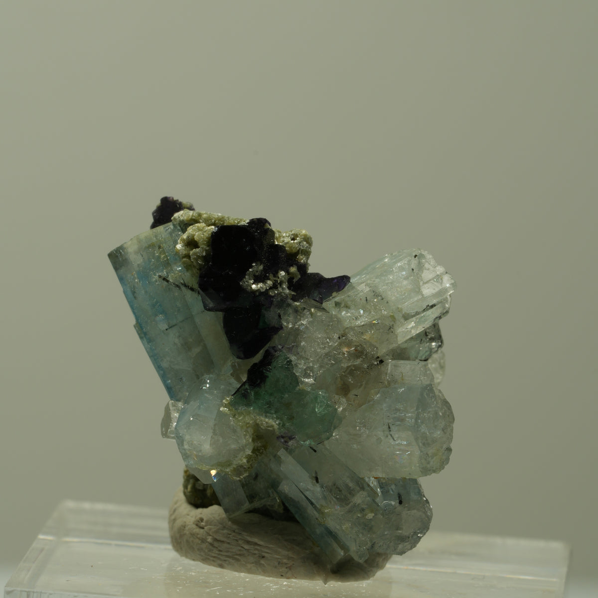 Aquamarin, Fluorit, Schörl Turmalin, Muskovit Stufe Erongo, Namibia 24*18*17mm #14911