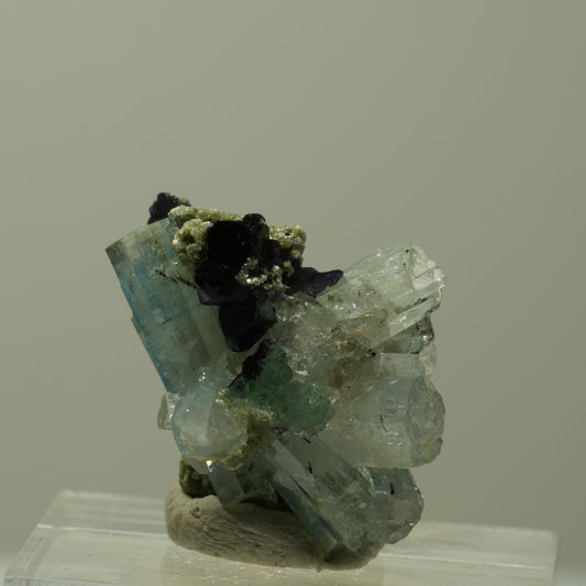 Aquamarin, Fluorit, Schörl Turmalin, Muskovit Stufe Erongo, Namibia 24*18*17mm #14911