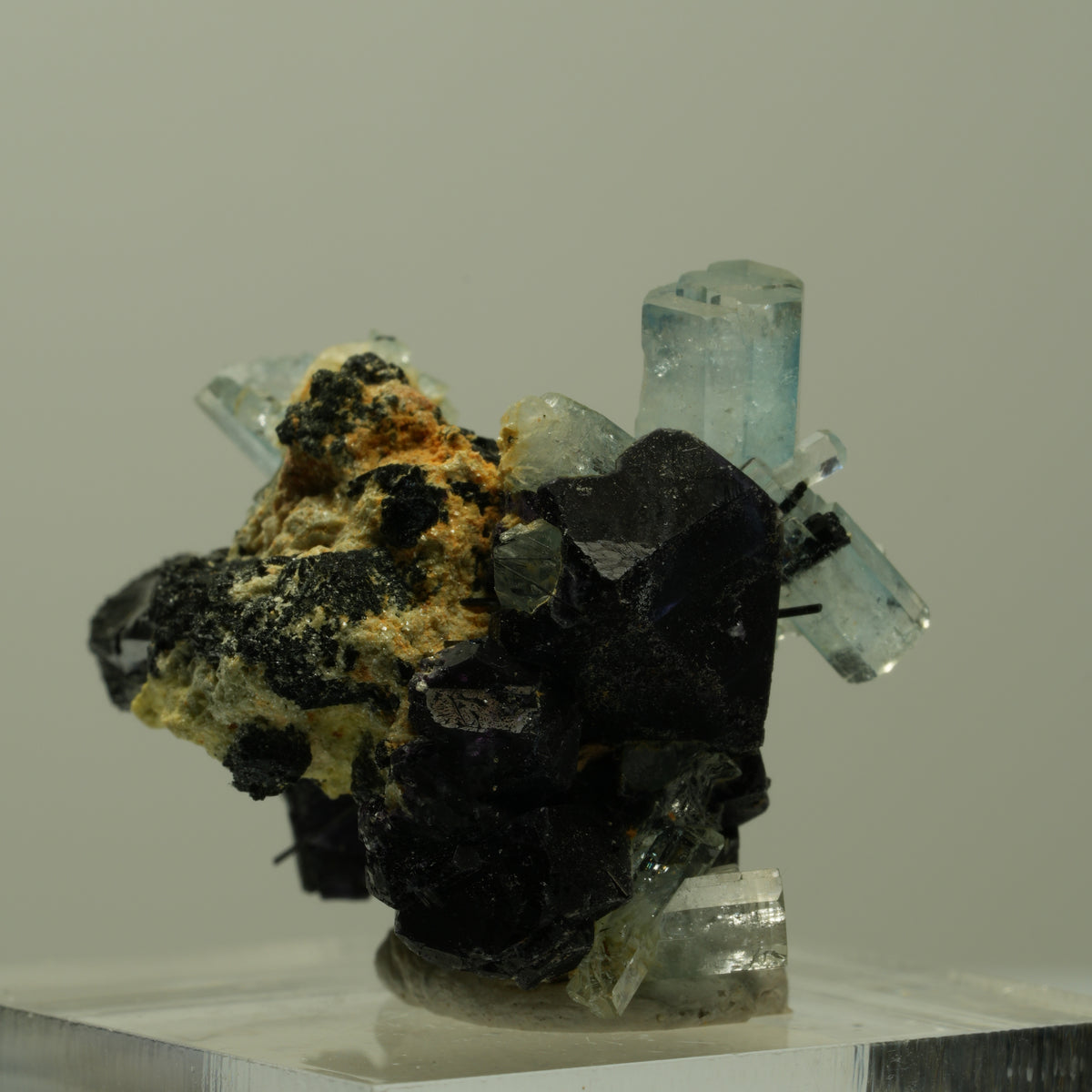 Aquamarin, Fluorit, Schörl Turmalin, Orthoklas, Muskovit Erongo, Namibia 29*25*19mm #14913