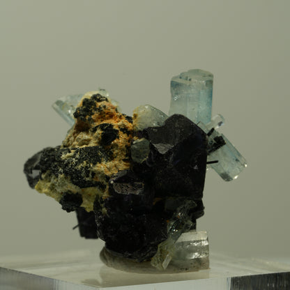 Aquamarin, Fluorit, Schörl Turmalin, Orthoklas, Muskovit Erongo, Namibia 29*25*19mm #14913