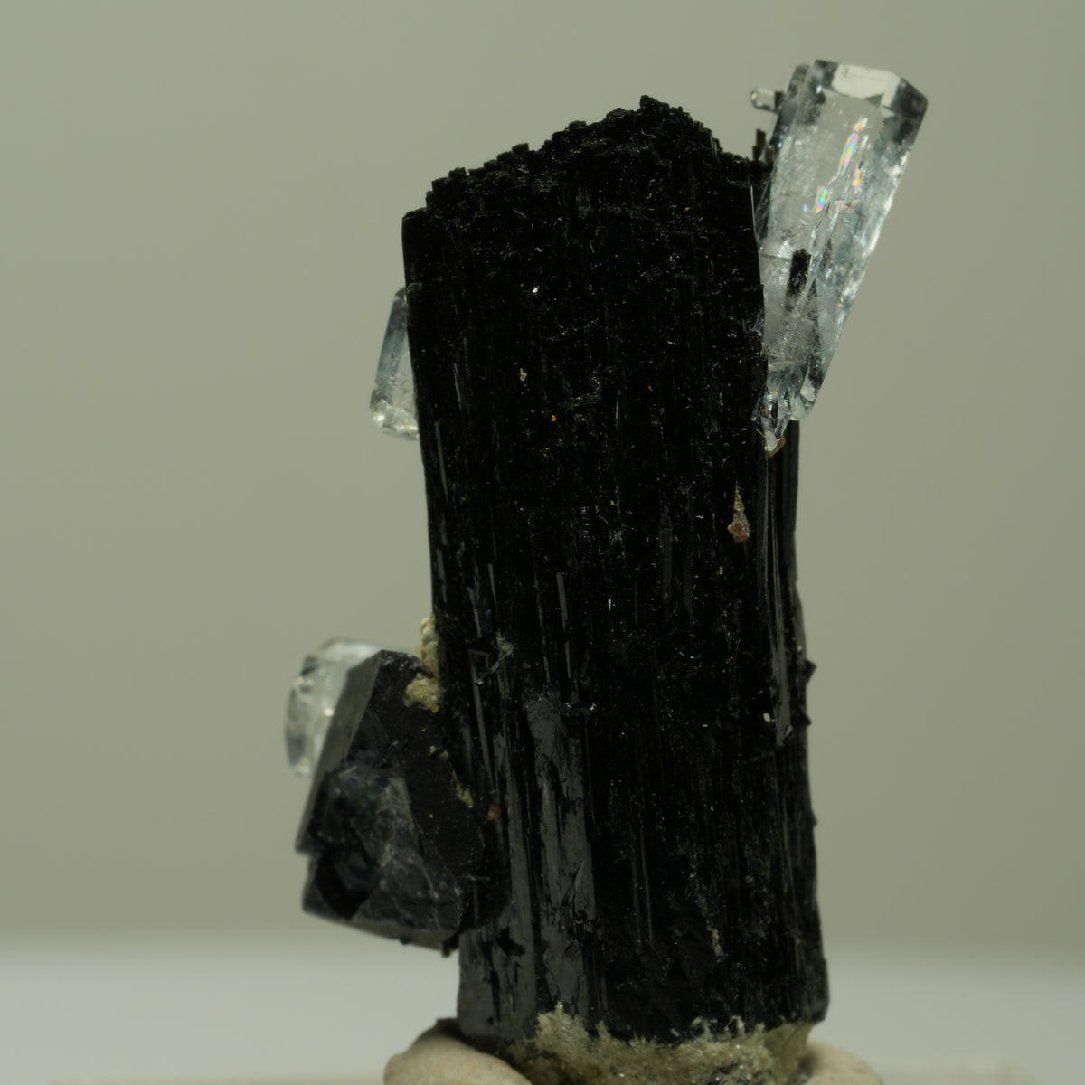 Aquamarin, Fluorit, Schörl Turmalin, Muskovit Stufe Erongo, Namibia 32*16*13mm #14915