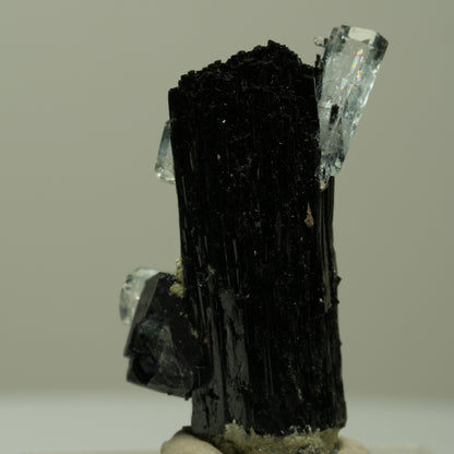 Aquamarin, Fluorit, Schörl Turmalin, Muskovit Stufe Erongo, Namibia 32*16*13mm #14915