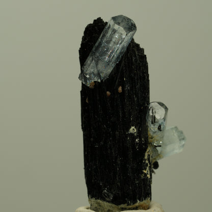 Aquamarin, Fluorit, Schörl Turmalin, Muskovit Stufe Erongo, Namibia 32*16*13mm #14915