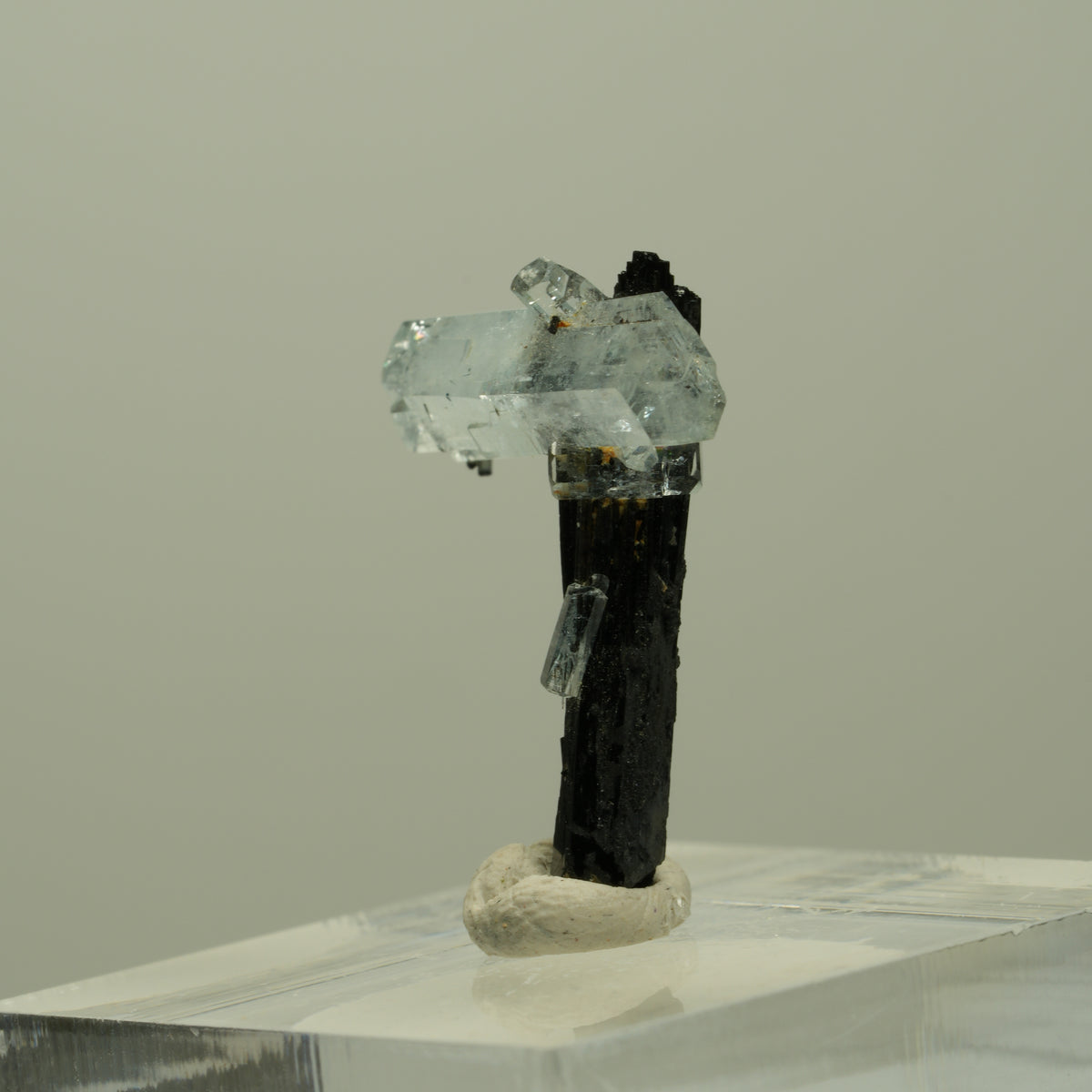 Aquamarin, Schörl Turmalin, Muskovit Stufe Erongo, Namibia 22*17*8mm #14919