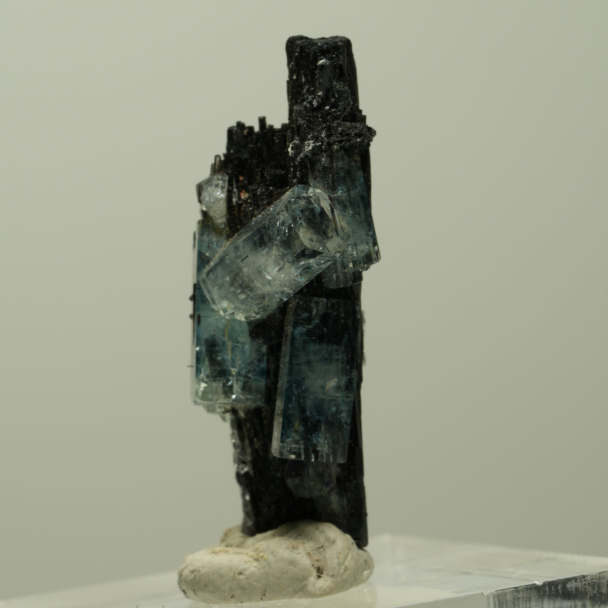 Aquamarin, Fluorit, Schörl Turmalin Stufe Erongo, Namibia 31*18*10mm #14927