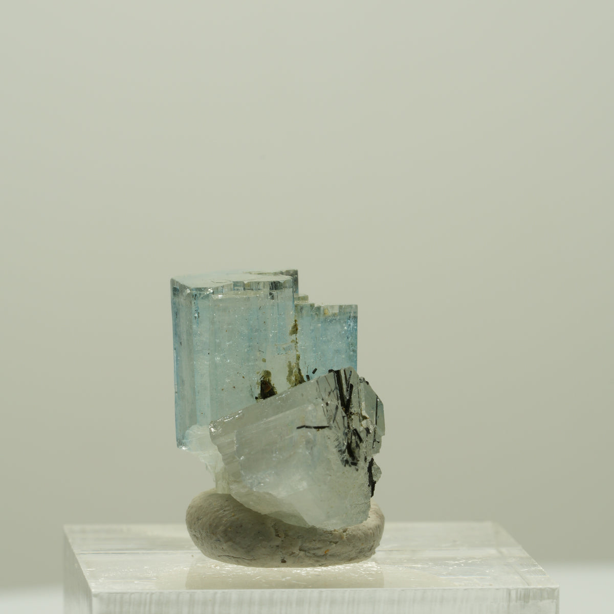Aquamarin, Schörl Turmalin, Muskovit Stufe Erongo, Namibia 20*19*13mm #14931