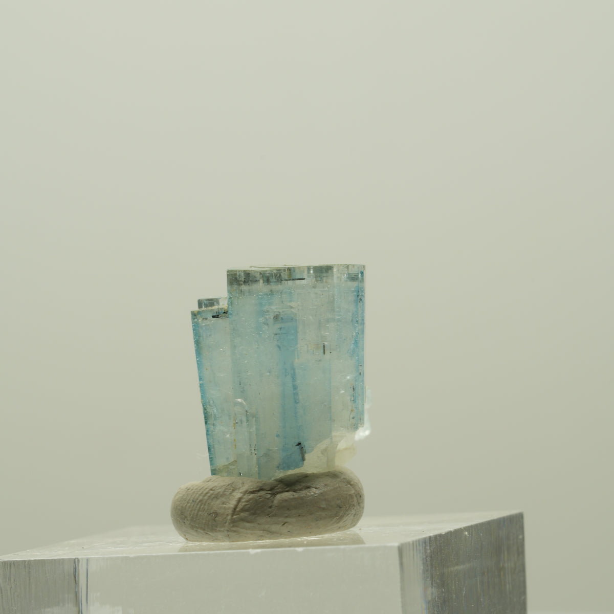 Aquamarin, Schörl Turmalin, Muskovit Stufe Erongo, Namibia 20*19*13mm #14931