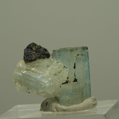 Aquamarin, Fluorit, Schörl Turmalin, Muskovit Stufe Erongo, Namibia 23*17*15mm #14947