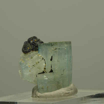 Aquamarin, Fluorit, Schörl Turmalin, Muskovit Stufe Erongo, Namibia 23*17*15mm #14947
