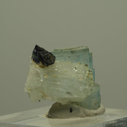 Aquamarin, Fluorit, Schörl Turmalin, Muskovit Stufe Erongo, Namibia 23*17*15mm #14947