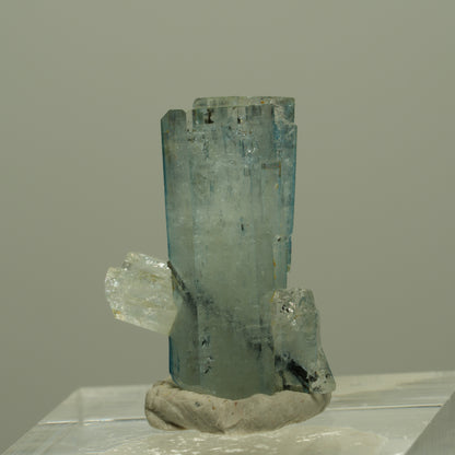 Aquamarin, Schörl Turmalin, Muskovit Stufe Erongo, Namibia 23*17*10mm #14950