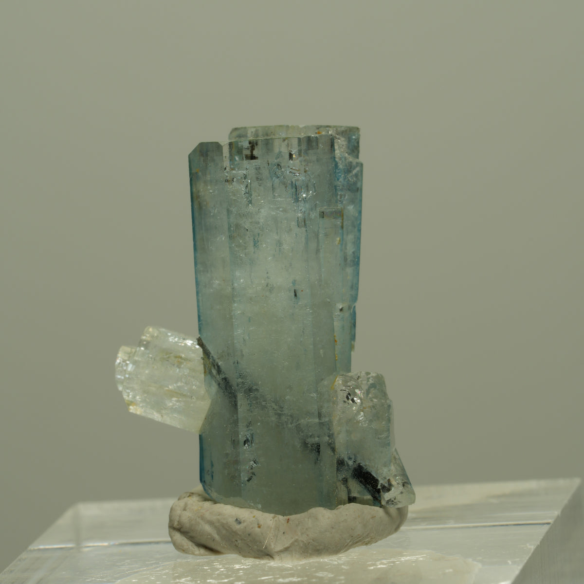 Aquamarin, Schörl Turmalin, Muskovit Stufe Erongo, Namibia 23*17*10mm #14950
