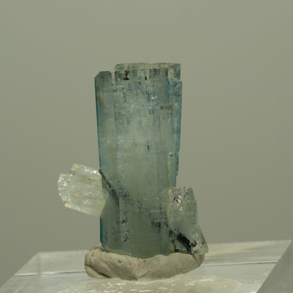 Aquamarin, Schörl Turmalin, Muskovit Stufe Erongo, Namibia 23*17*10mm #14950