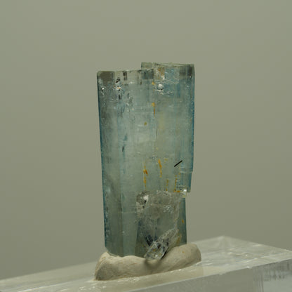 Aquamarin, Schörl Turmalin, Muskovit Stufe Erongo, Namibia 23*17*10mm #14950