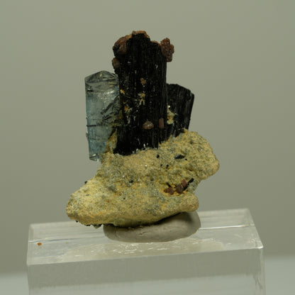 Aquamarin, Schörl Turmalin, Muskovit Stufe Erongo, Namibia 27*21*16mm #14961
