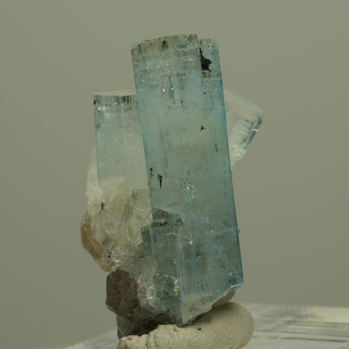 Aquamarin, Fluorit, Schörl Turmalin Stufe Erongo, Namibia 27*16*15mm #14967