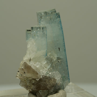 Aquamarin, Fluorit, Schörl Turmalin Stufe Erongo, Namibia 27*16*15mm #14967